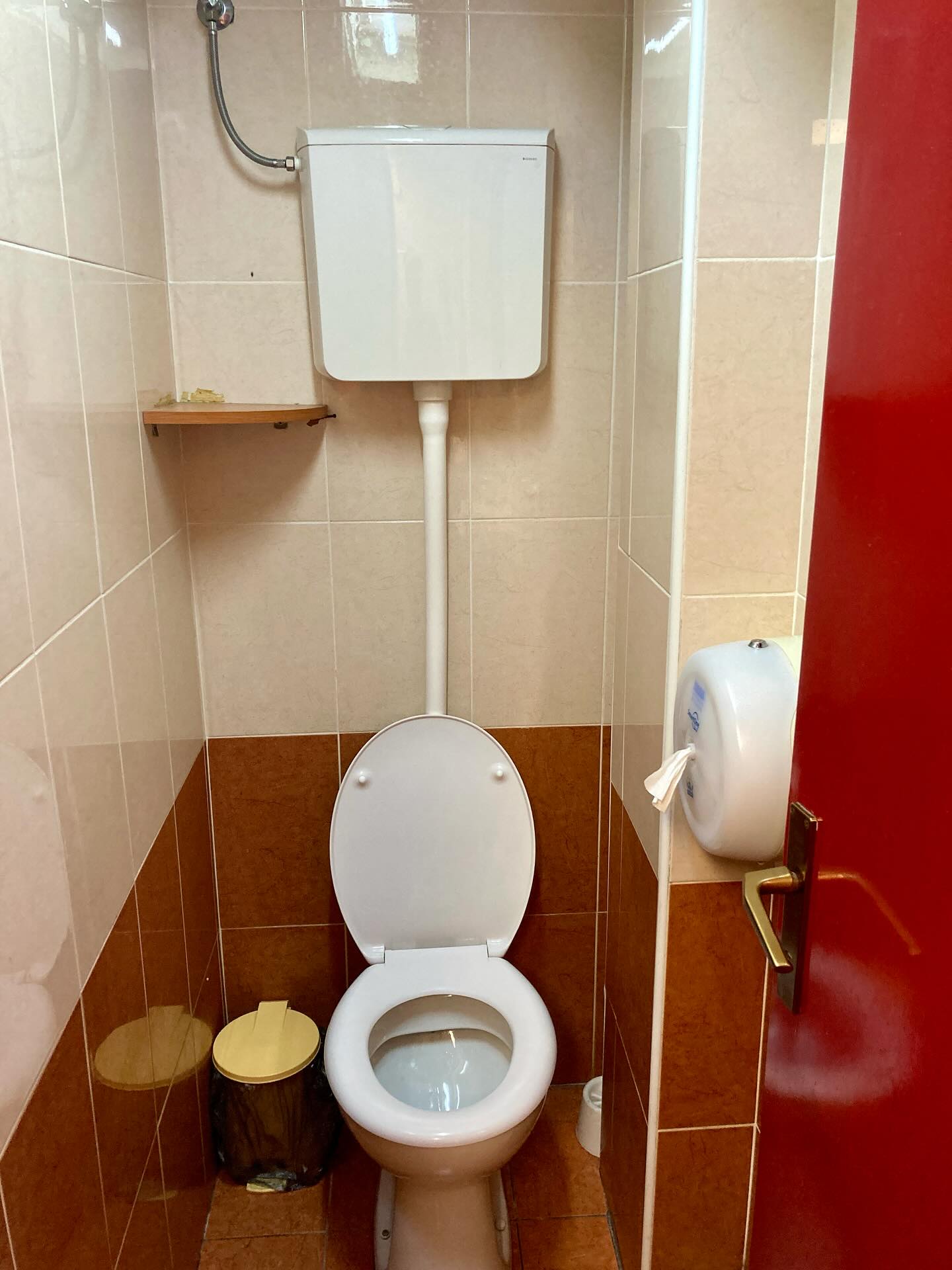 Toilet Talk: Lovorka, Rijeka cover image